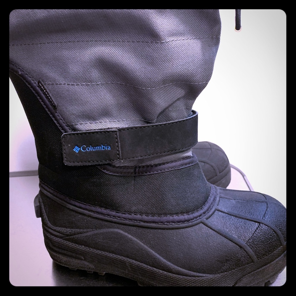 COLUMBIA Youth POWDERBUG Forty Print Winter Boots